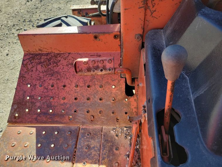 image for item NK9909 1987 Ditch Witch 2310 trencher