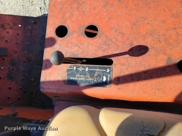 image for item NK9909 1987 Ditch Witch 2310 trencher