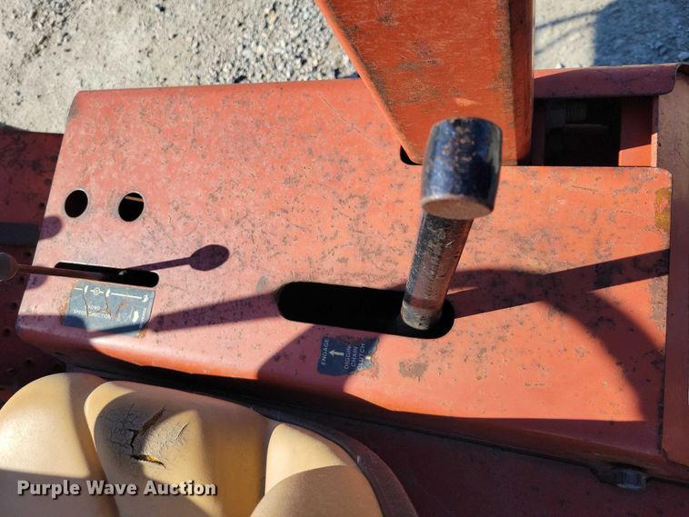 image for item NK9909 1987 Ditch Witch 2310 trencher