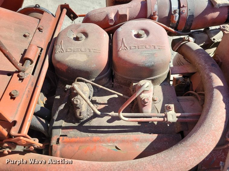 image for item NK9909 1987 Ditch Witch 2310 trencher