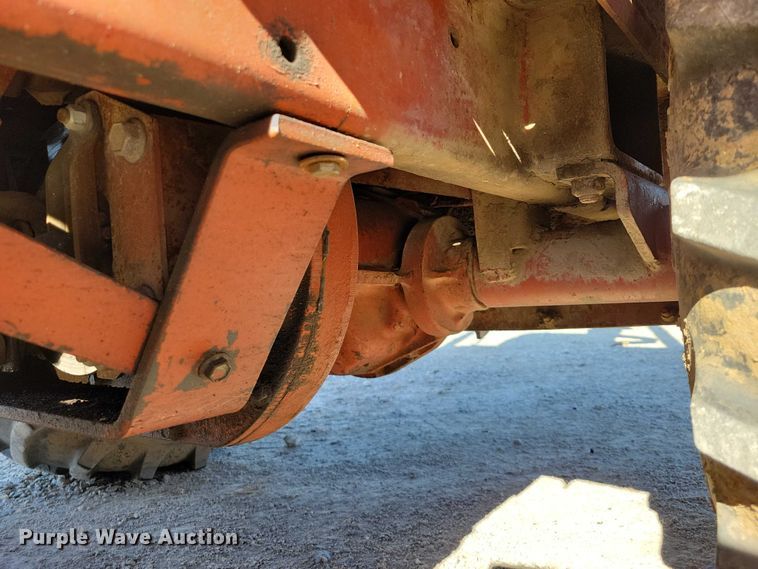 image for item NK9909 1987 Ditch Witch 2310 trencher