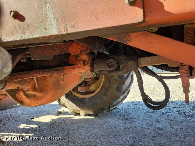 image for item NK9909 1987 Ditch Witch 2310 trencher