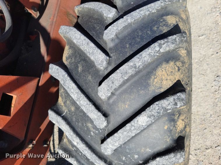 image for item NK9909 1987 Ditch Witch 2310 trencher