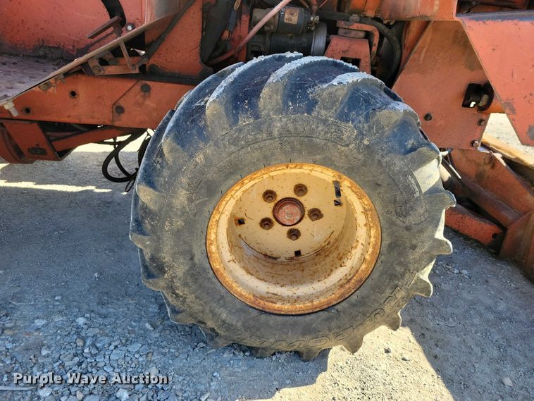 image for item NK9909 1987 Ditch Witch 2310 trencher