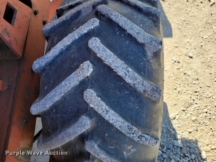 image for item NK9909 1987 Ditch Witch 2310 trencher