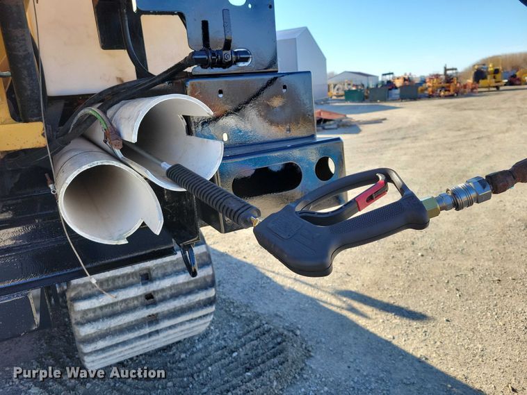 image for item NK9910 2008 Morooka MST-1500VD track carrier with Vermeer VX50-500 vacuum excavator