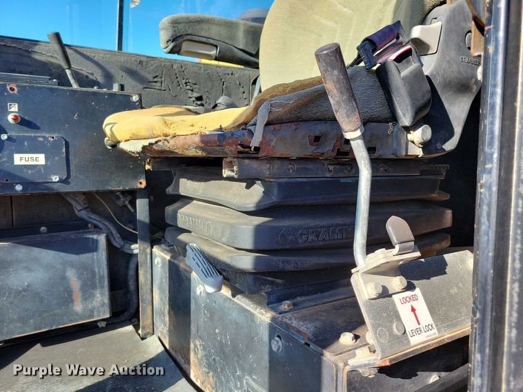 image for item NK9910 2008 Morooka MST-1500VD track carrier with Vermeer VX50-500 vacuum excavator