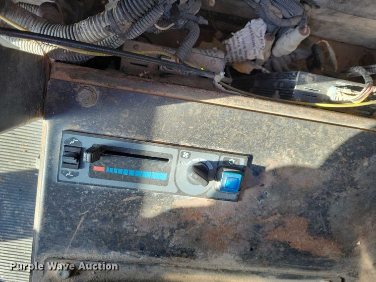 image for item NK9910 2008 Morooka MST-1500VD track carrier with Vermeer VX50-500 vacuum excavator