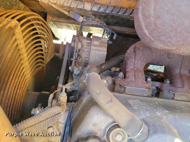 image for item NK9910 2008 Morooka MST-1500VD track carrier with Vermeer VX50-500 vacuum excavator