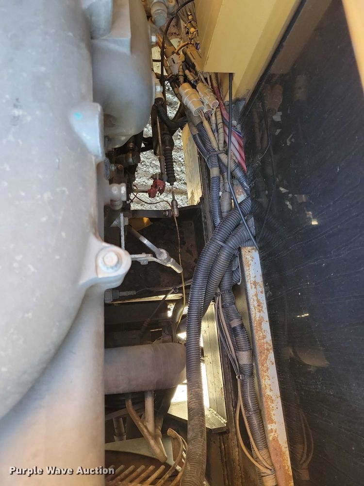 image for item NK9910 2008 Morooka MST-1500VD track carrier with Vermeer VX50-500 vacuum excavator