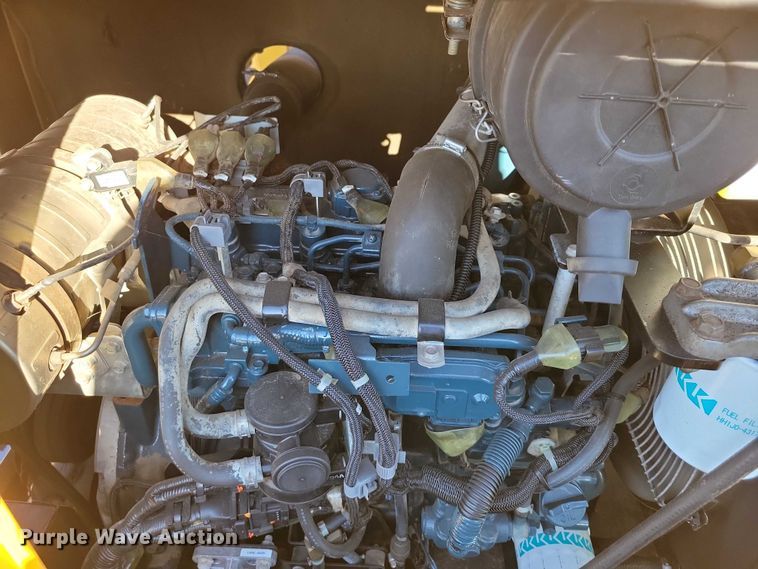 image for item NK9910 2008 Morooka MST-1500VD track carrier with Vermeer VX50-500 vacuum excavator