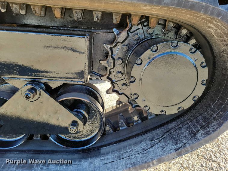 image for item NK9910 2008 Morooka MST-1500VD track carrier with Vermeer VX50-500 vacuum excavator