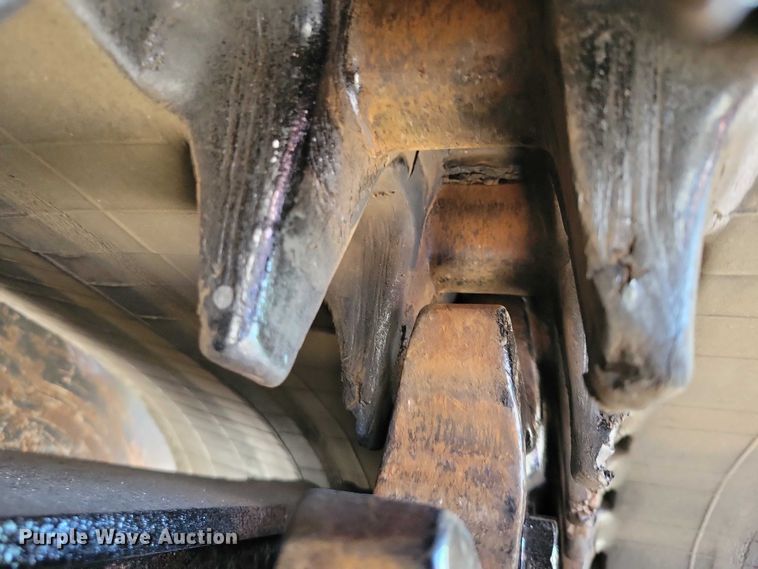 image for item NK9910 2008 Morooka MST-1500VD track carrier with Vermeer VX50-500 vacuum excavator