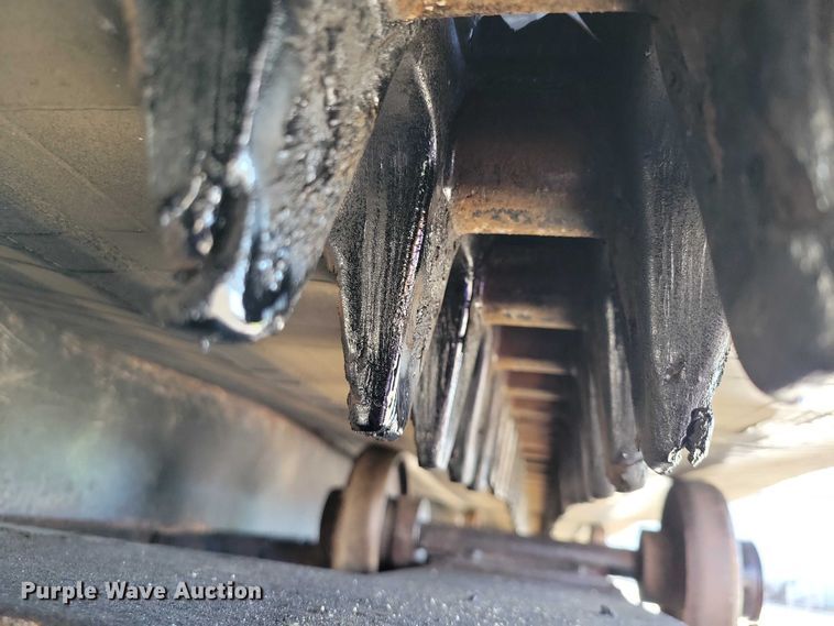 image for item NK9910 2008 Morooka MST-1500VD track carrier with Vermeer VX50-500 vacuum excavator