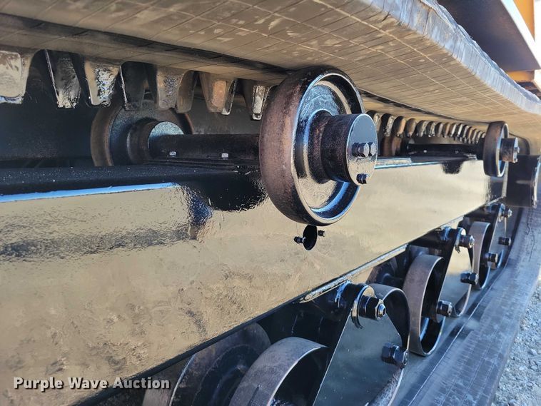 image for item NK9910 2008 Morooka MST-1500VD track carrier with Vermeer VX50-500 vacuum excavator