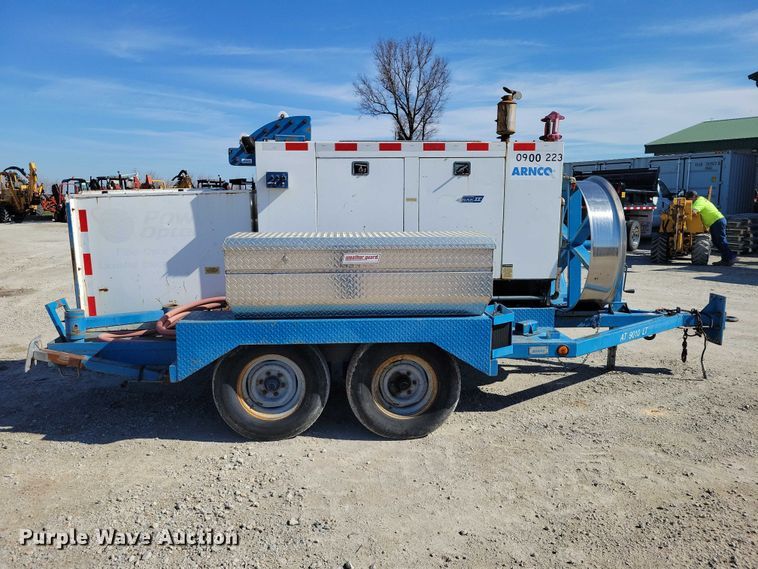 image for item NK9911 2002 Arnco AT 9010 LT air compressor