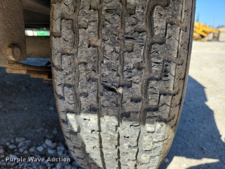 image for item NK9911 2002 Arnco AT 9010 LT air compressor