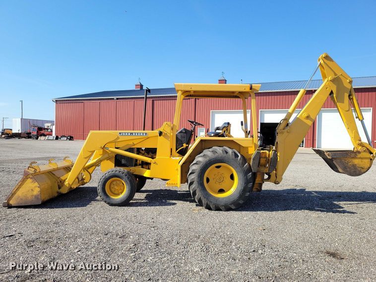 image for item NK9914 1979 John Deere  310AD backhoe