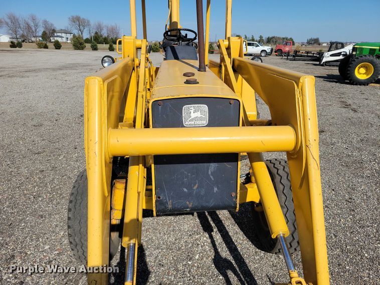 image for item NK9914 1979 John Deere  310AD backhoe