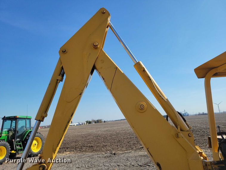 image for item NK9914 1979 John Deere  310AD backhoe