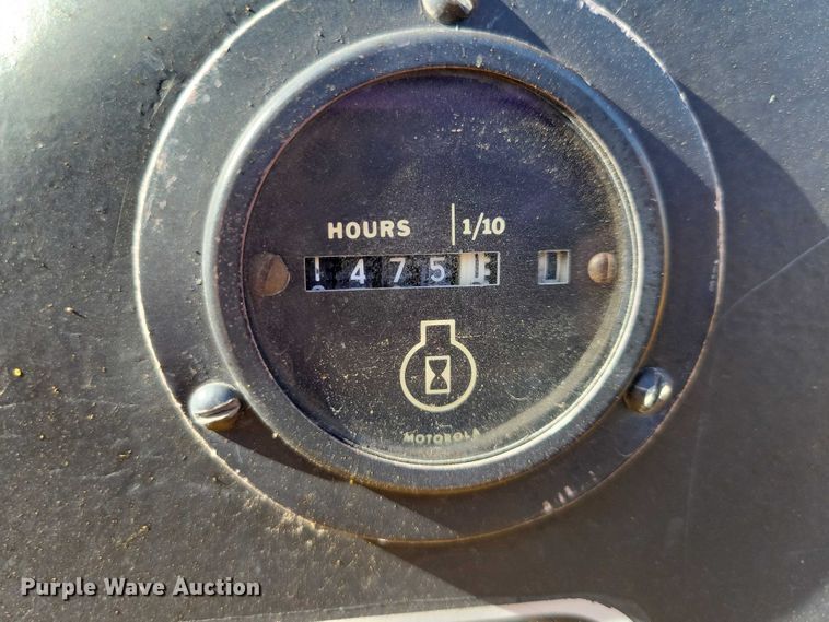 image for item NK9914 1979 John Deere  310AD backhoe