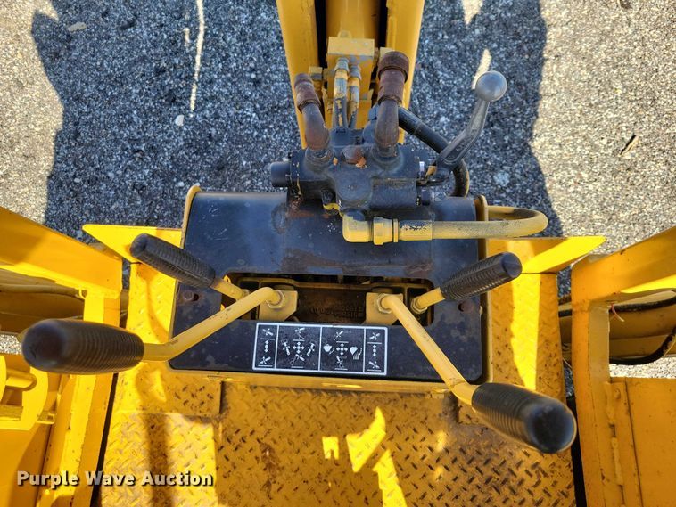 image for item NK9914 1979 John Deere  310AD backhoe