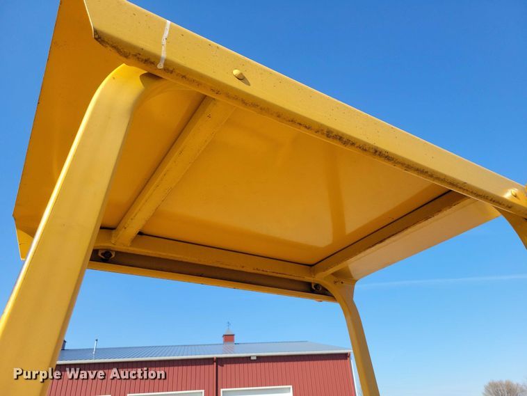 image for item NK9914 1979 John Deere  310AD backhoe