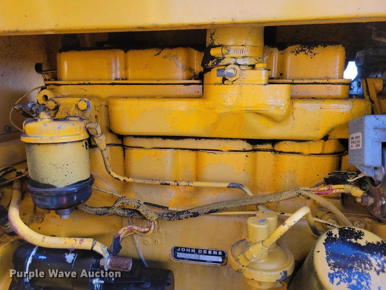 image for item NK9914 1979 John Deere  310AD backhoe