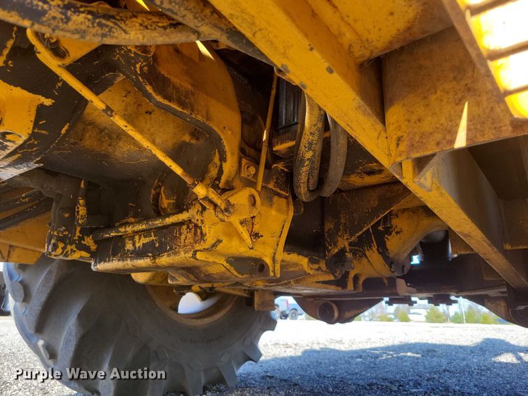 image for item NK9914 1979 John Deere  310AD backhoe