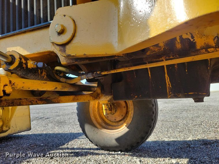 image for item NK9914 1979 John Deere  310AD backhoe