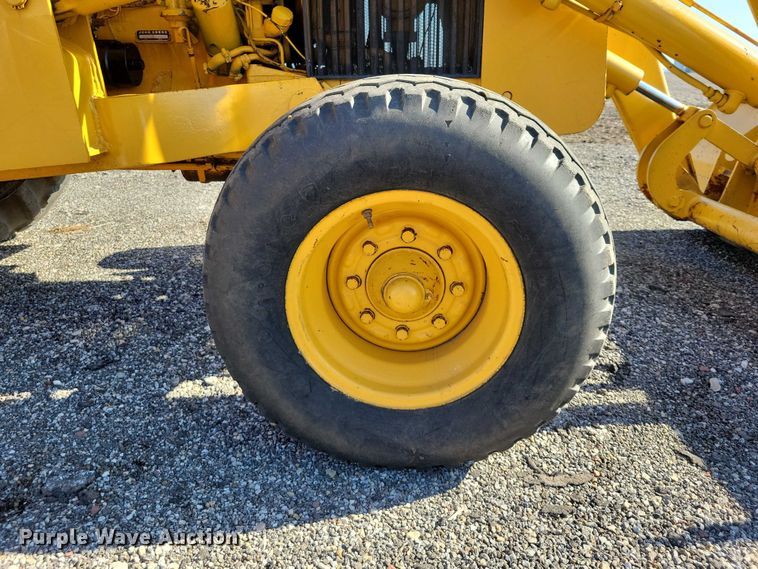 image for item NK9914 1979 John Deere  310AD backhoe