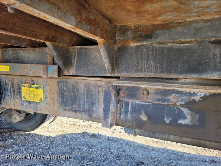 image for item NK9918 1999 Mack RD688S dump truck