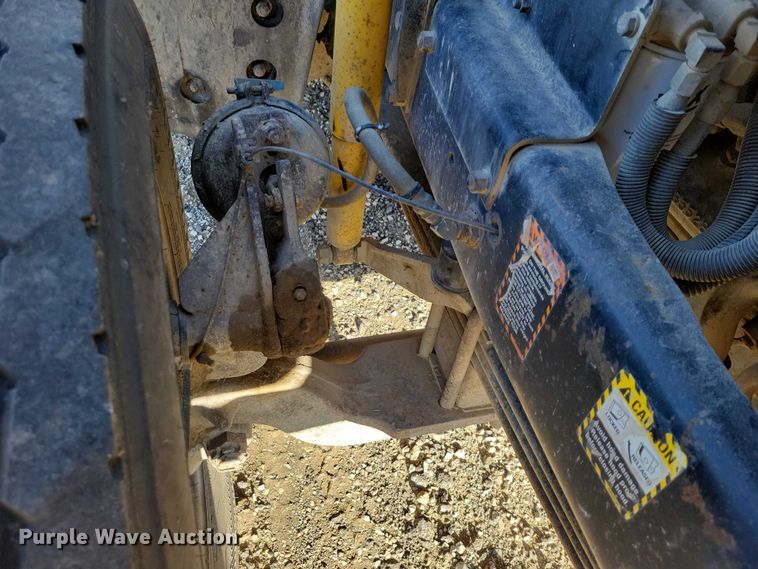 image for item NK9918 1999 Mack RD688S dump truck