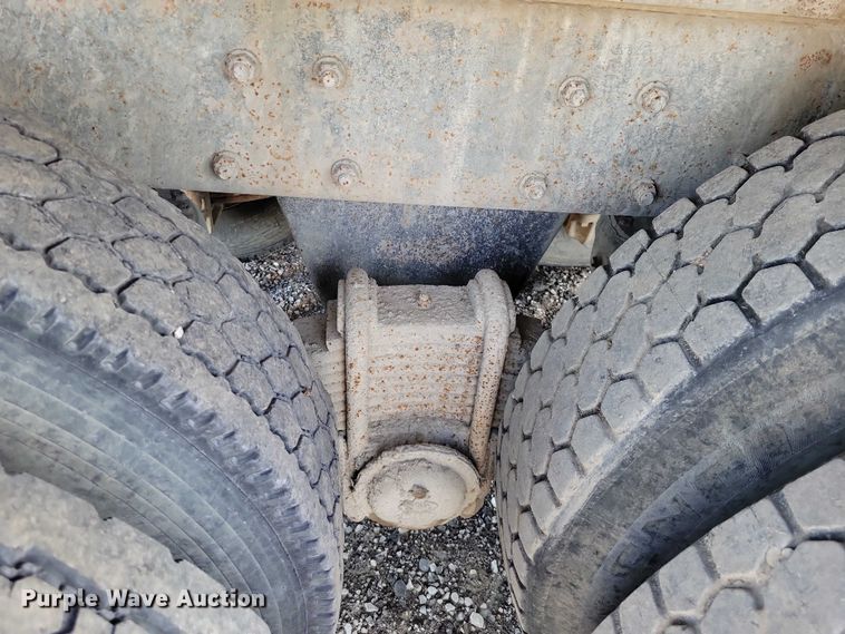 image for item NK9918 1999 Mack RD688S dump truck