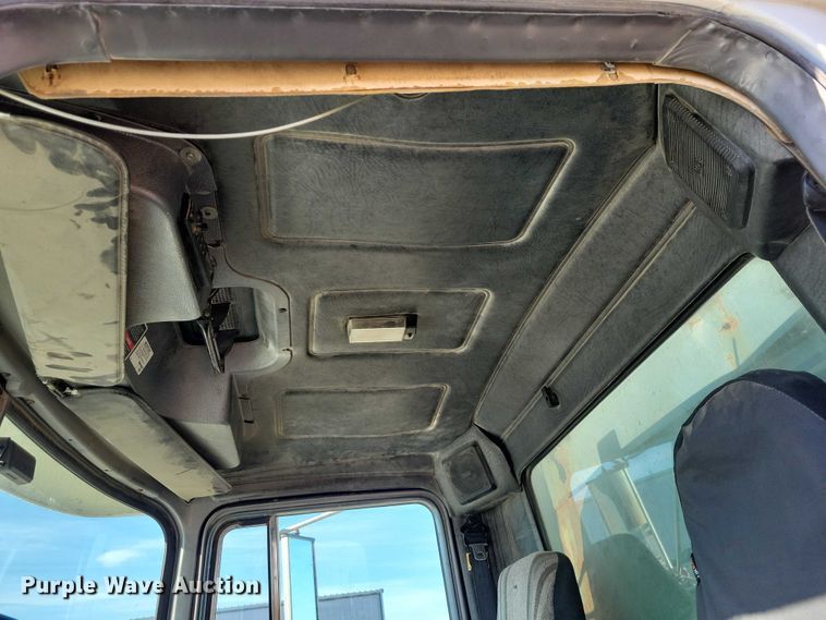 image for item NK9918 1999 Mack RD688S dump truck