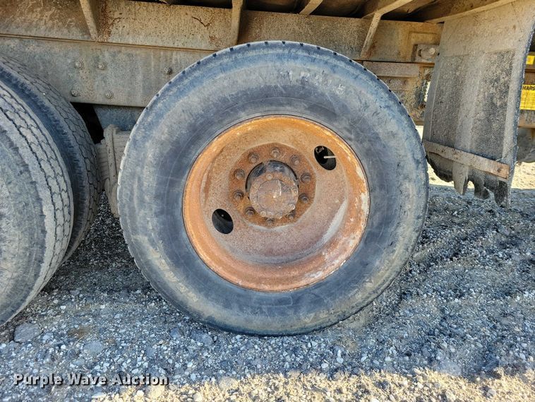 image for item NK9918 1999 Mack RD688S dump truck