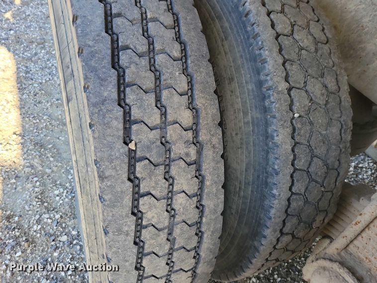 image for item NK9918 1999 Mack RD688S dump truck