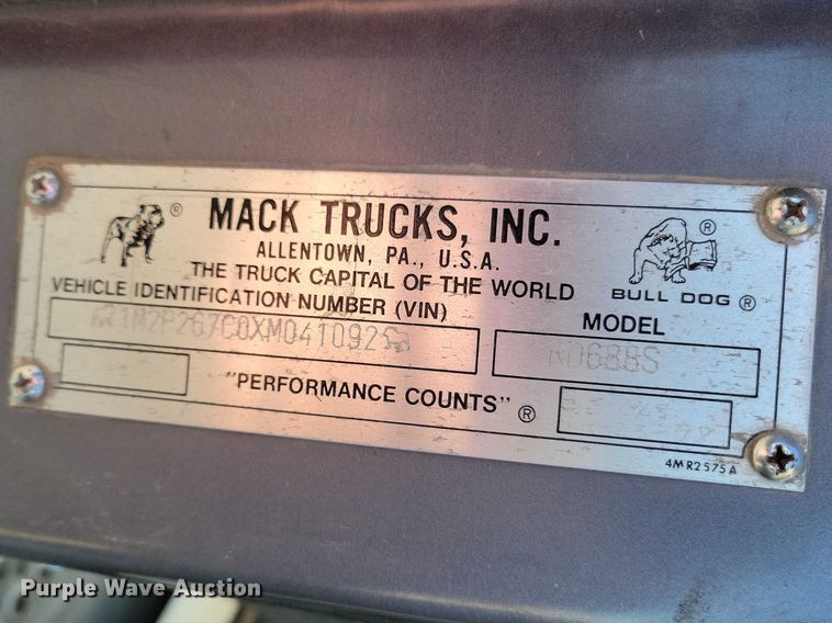 image for item NK9918 1999 Mack RD688S dump truck