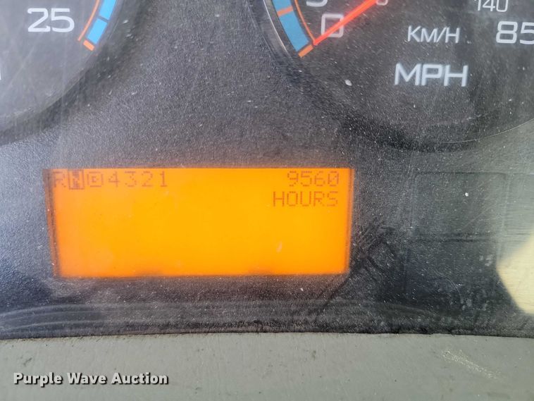 image for item NK9919 2016 International 8600 semi truck