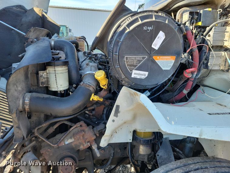 image for item NK9919 2016 International 8600 semi truck