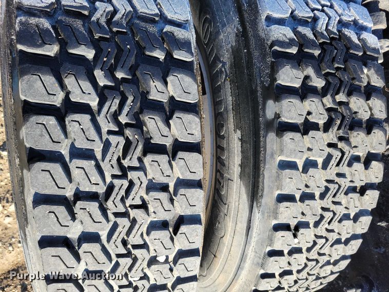 image for item NK9919 2016 International 8600 semi truck