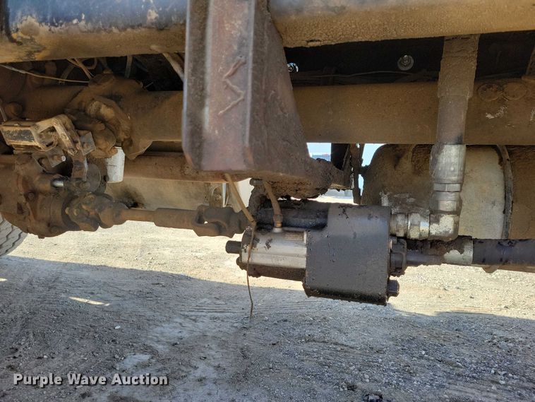 image for item NK9920 1994 Mack RD688S dump truck