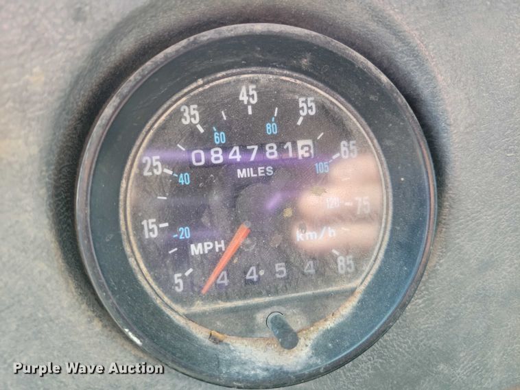 image for item NK9920 1994 Mack RD688S dump truck