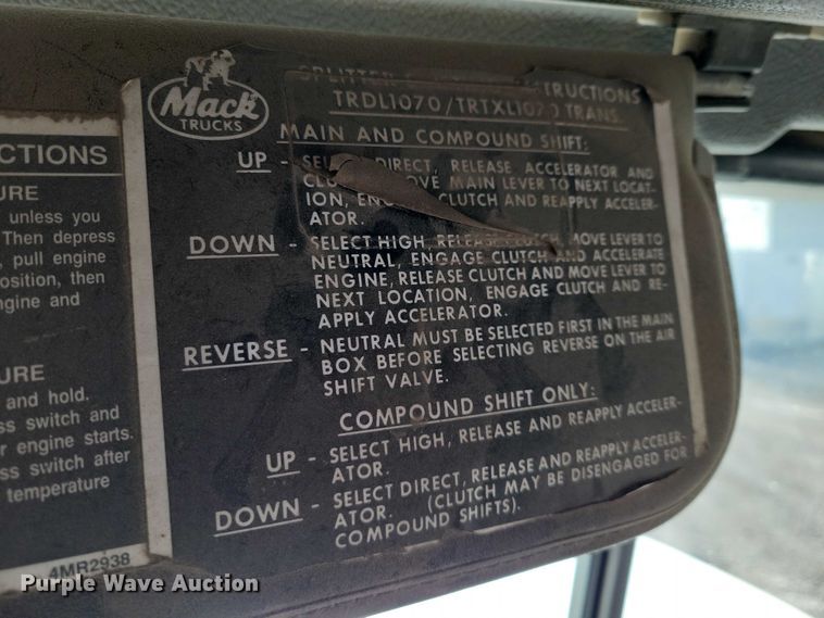 image for item NK9920 1994 Mack RD688S dump truck