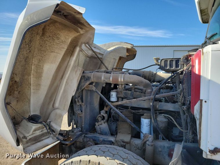 image for item NK9920 1994 Mack RD688S dump truck