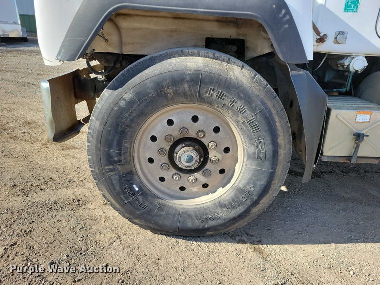 image for item NK9920 1994 Mack RD688S dump truck