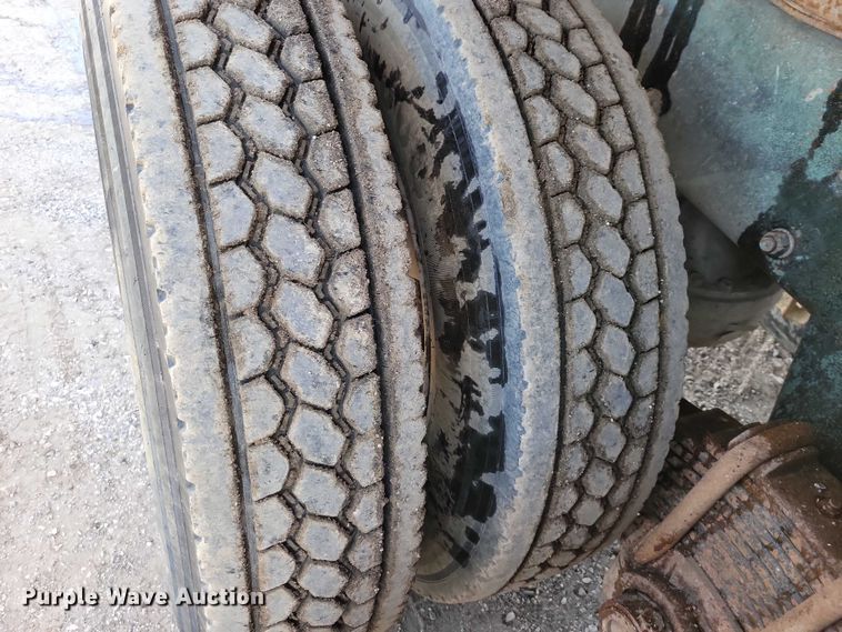 image for item NK9920 1994 Mack RD688S dump truck