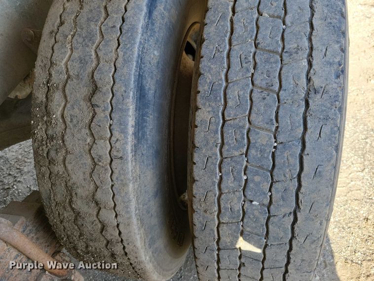 image for item NK9920 1994 Mack RD688S dump truck