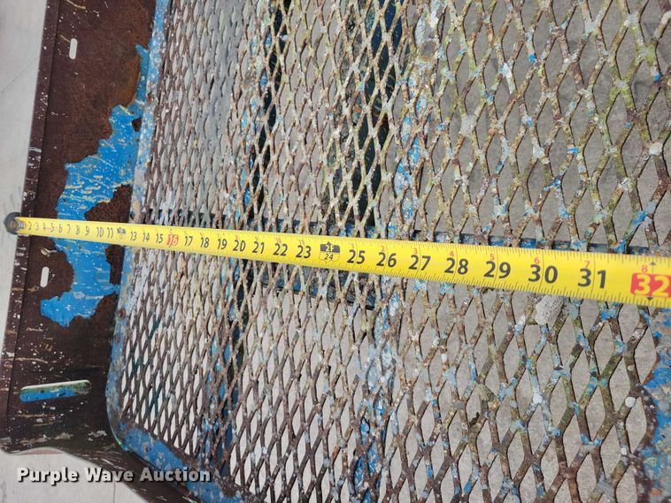 image for item NK9922 2006 Genie S-40 boom lift