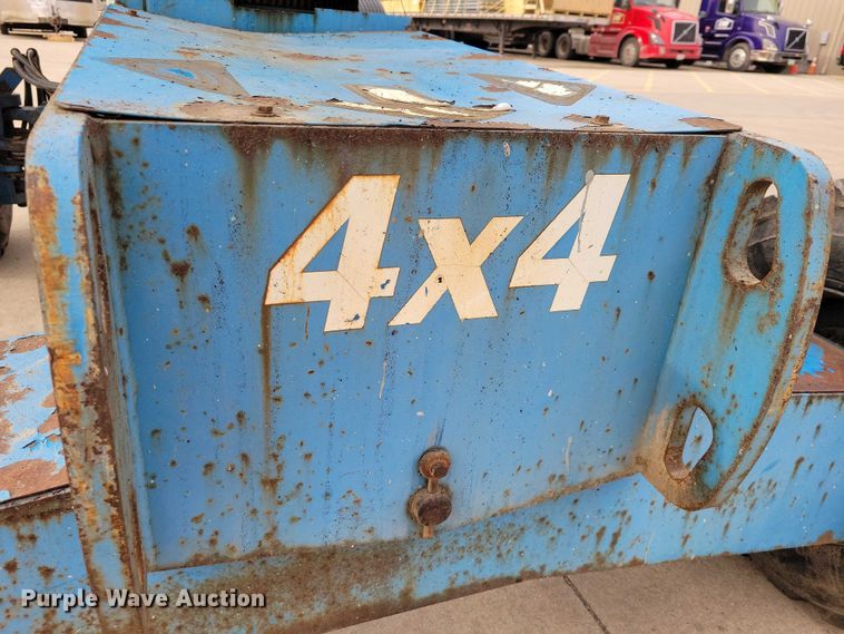 image for item NK9922 2006 Genie S-40 boom lift